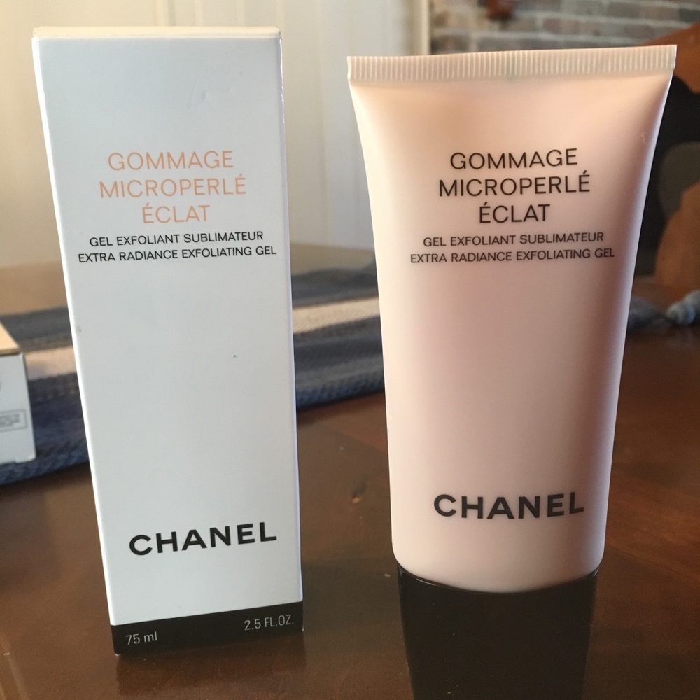 Chanel exfoliating gel